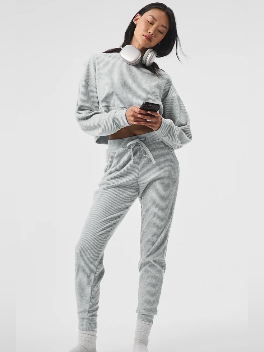 Alo Yoga Women’s Muse Ribbed Knit Jogger Sweatpants Set size M